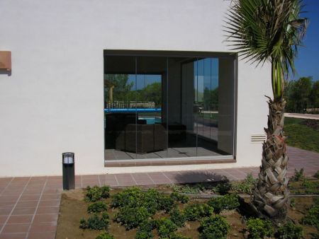 Glass Curtains installation in Las Colinas   (closed view)